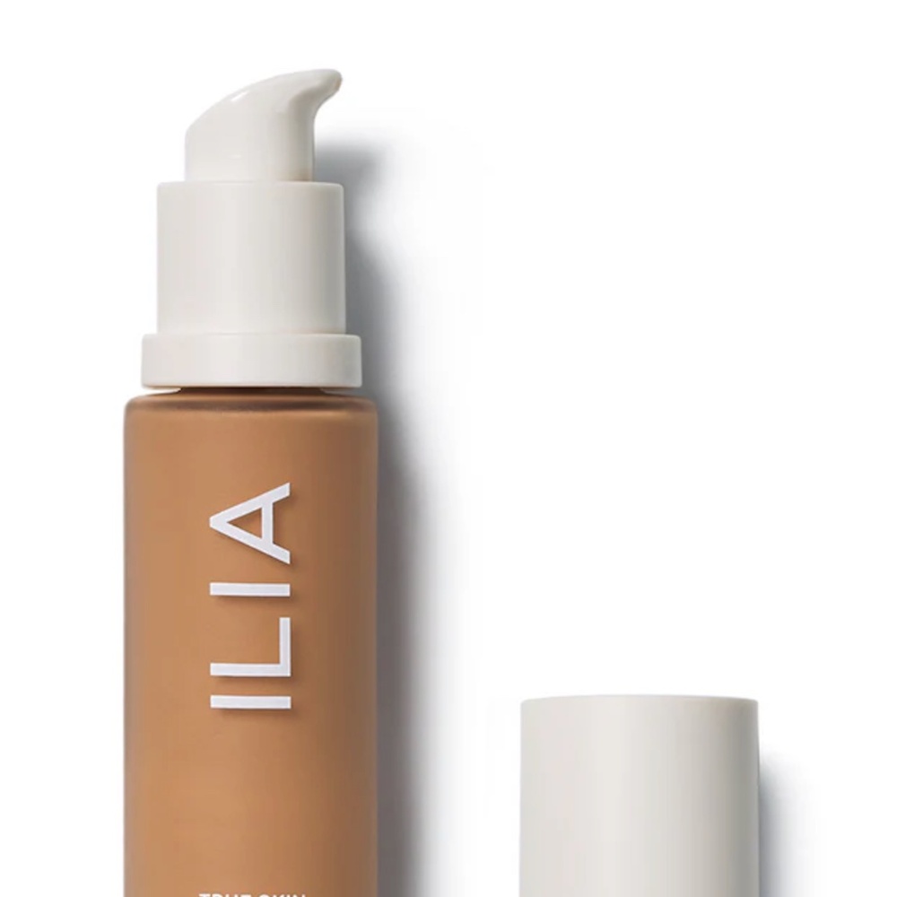 Ilia True Skin Serum Foundation in Shade 9.5 Bonaire